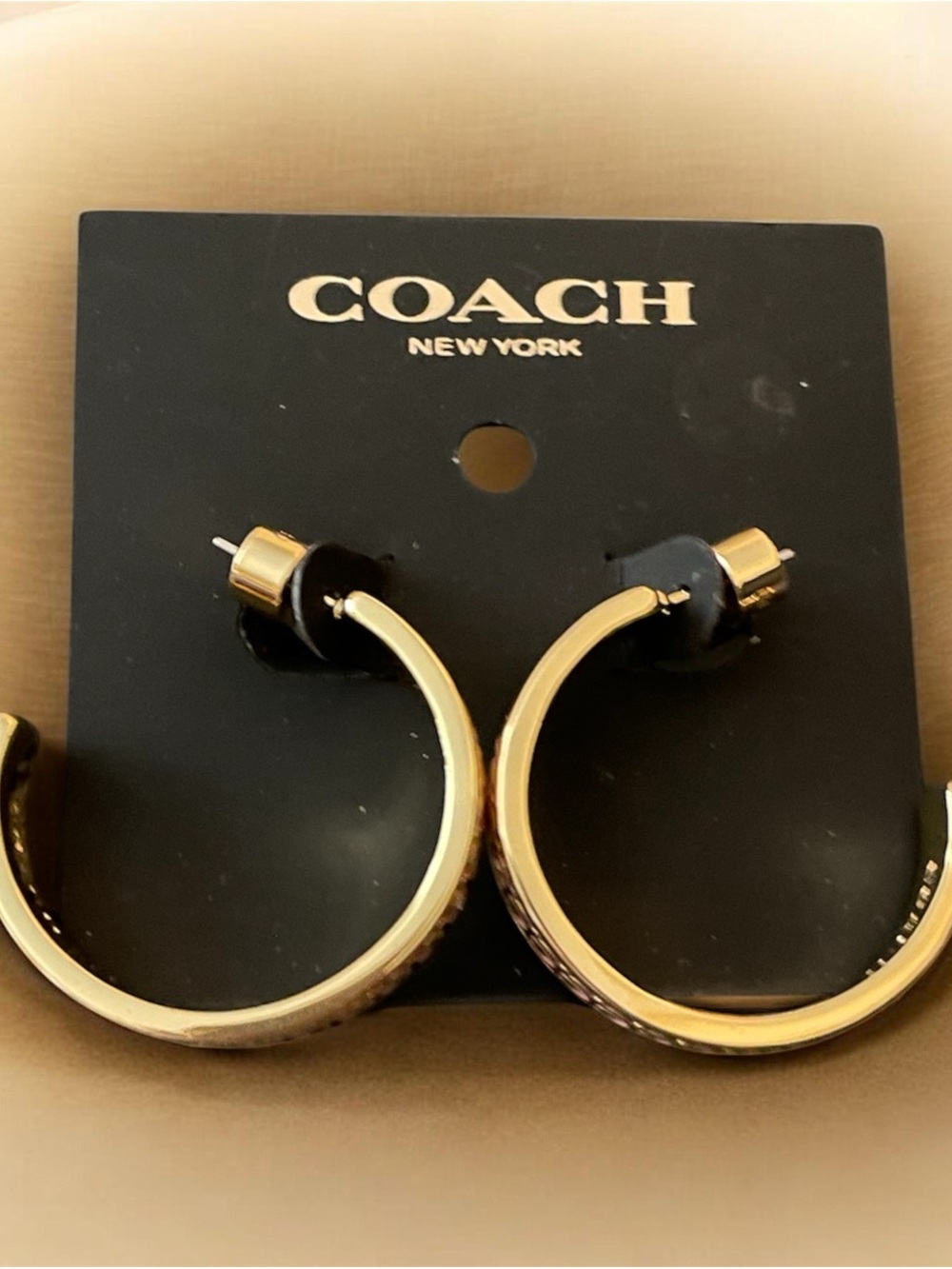 SOLD Coach Hoop Earrings with signature repeated "C" logo motif NWT - Picture 2 of 7